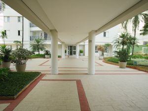 Image 24 - 918185