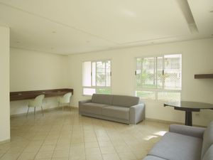 Image 33 - 918185