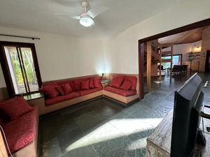 Image 19 - 918191