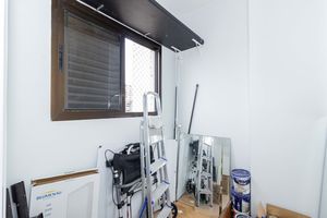 Image 30 - 918201