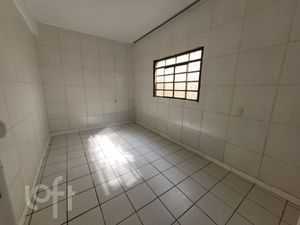 Image 29 - 918207