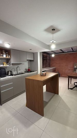 Image 31 - 918208