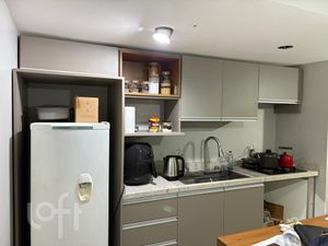 Image 3 - 918208