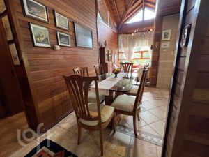 Image 21 - 918212