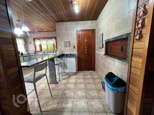 Image 7 - 918212