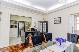 Image 11 - 918222