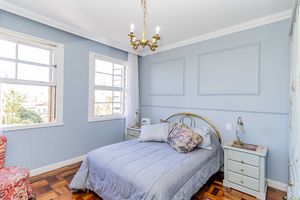 Image 19 - 918222