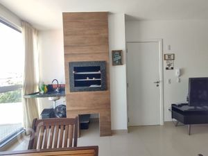 Image 1 - 918223
