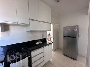 Image 30 - 918226