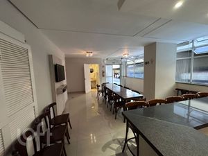 Image 6 - 918226