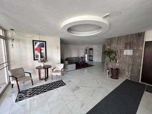 Image 32 - 918226