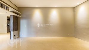 Image 7 - 918227
