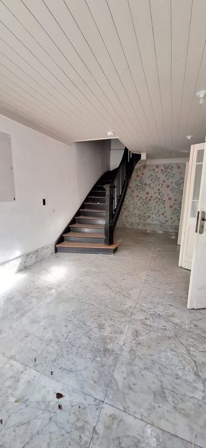 Image 7 - 918259