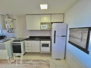 Image 8 - 918263