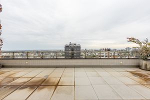 Image 40 - 918269