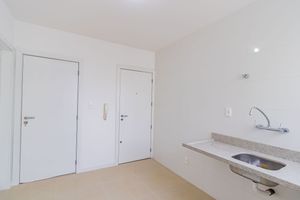 Image 18 - 918275