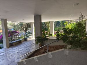 Image 12 - 918287