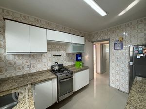 Image 9 - 918301
