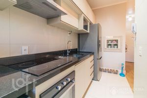 Image 4 - 918303