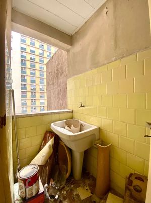 Image 8 - 918309