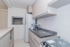Image 12 - 918313