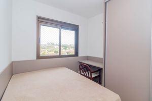 Image 15 - 918313