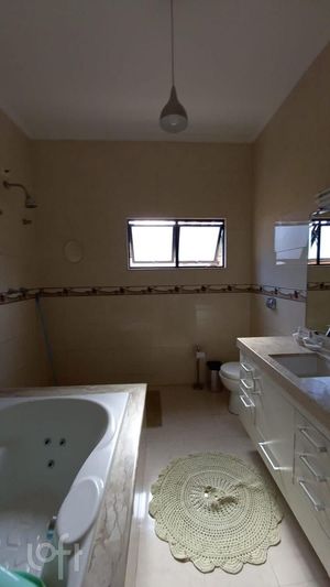 Image 39 - 918321