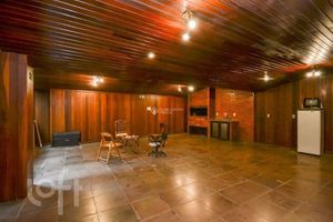 Image 35 - 918333