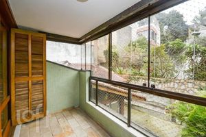 Image 4 - 918333
