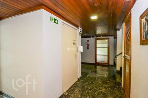 Image 30 - 918333