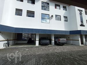Image 46 - 918360