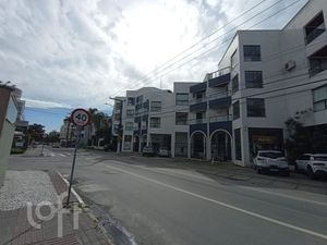 Image 69 - 918360