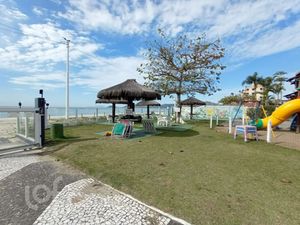 Image 64 - 918360