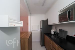 Image 6 - 918369