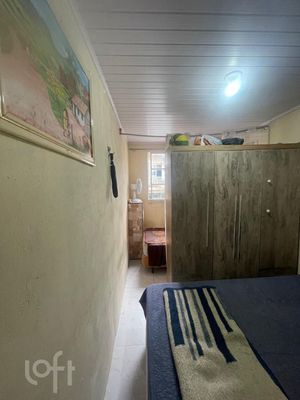 Image 17 - 918370