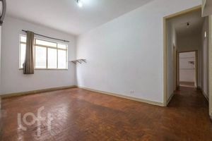 Image 17 - 918375