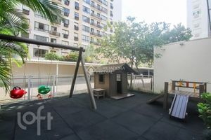 Image 42 - 918376