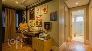 Image 3 - 918376