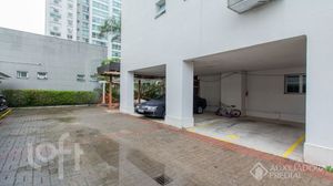 Image 28 - 918376