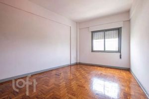 Image 8 - 918397