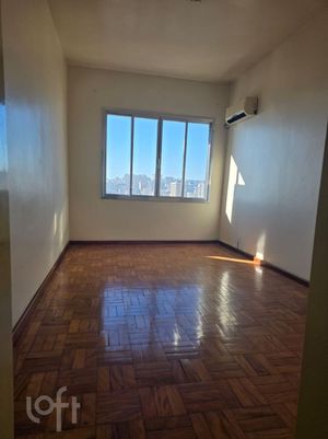 Image 8 - 918398