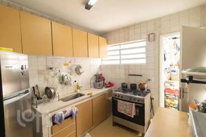 Image 1 - 918410