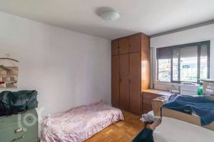 Image 4 - 918410