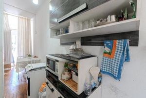 Image 4 - 918428