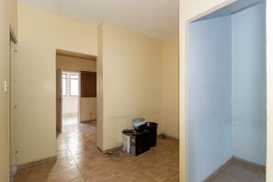 Image 12 - 918432
