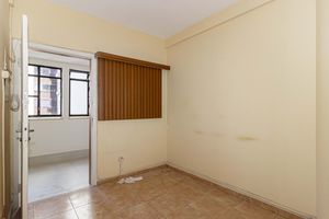Image 13 - 918432