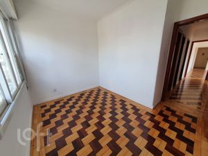 Image 5 - 918435