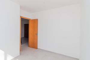 Image 7 - 918447