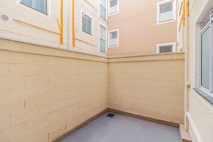 Image 19 - 918447