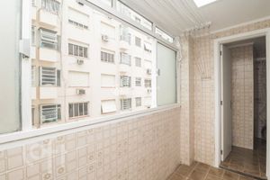 Image 18 - 918449